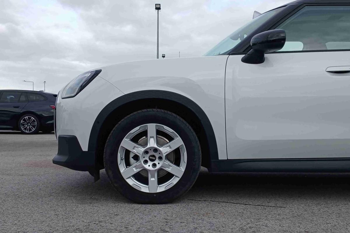 mini-countryman-2025-diesel-1995cc