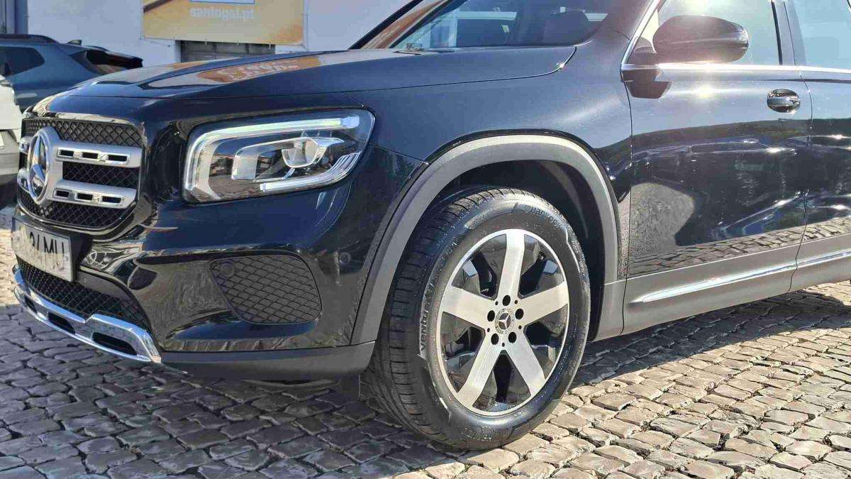 mercedes-benz-180-2021-diesel-1950cc