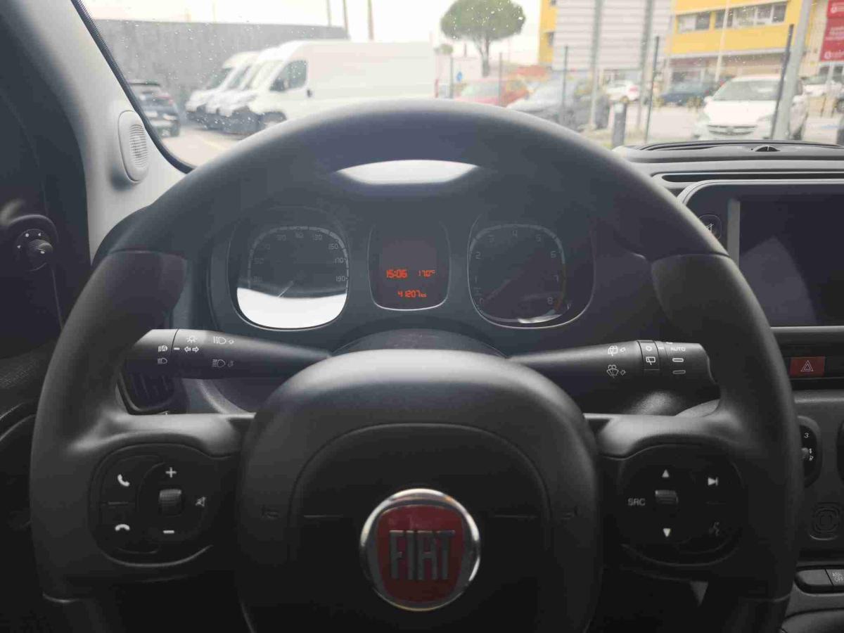 fiat-panda-2024-gasolina-999cc
