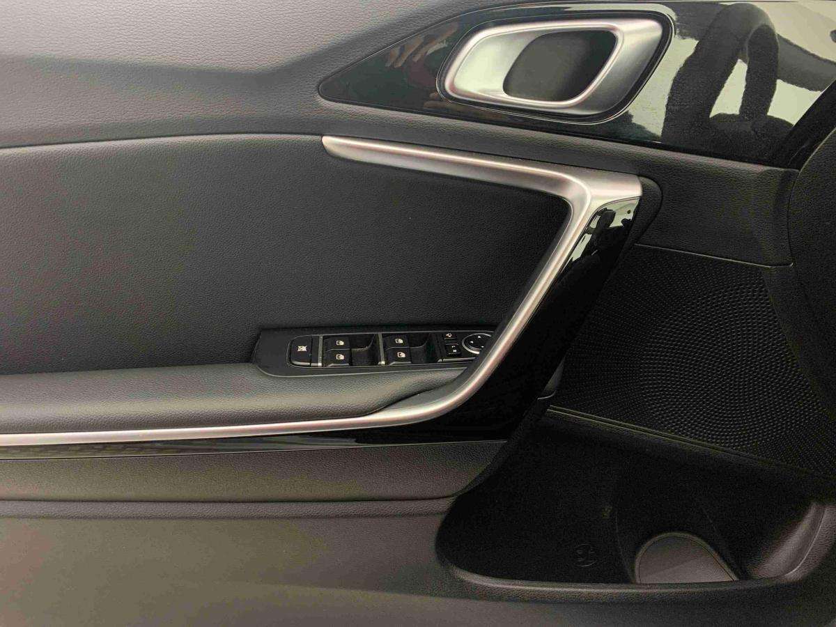 kia-ceed-sw-2025-gasolina-998cc