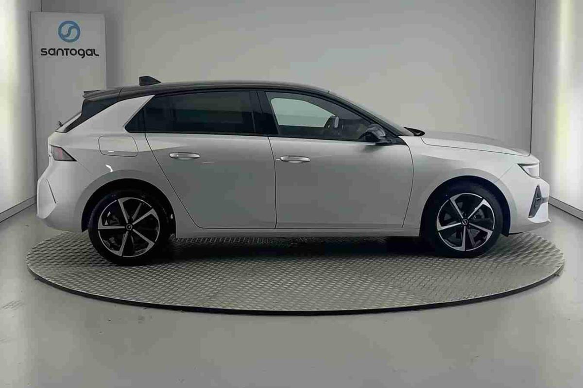 opel-astra-2026-gasolina-1199cc