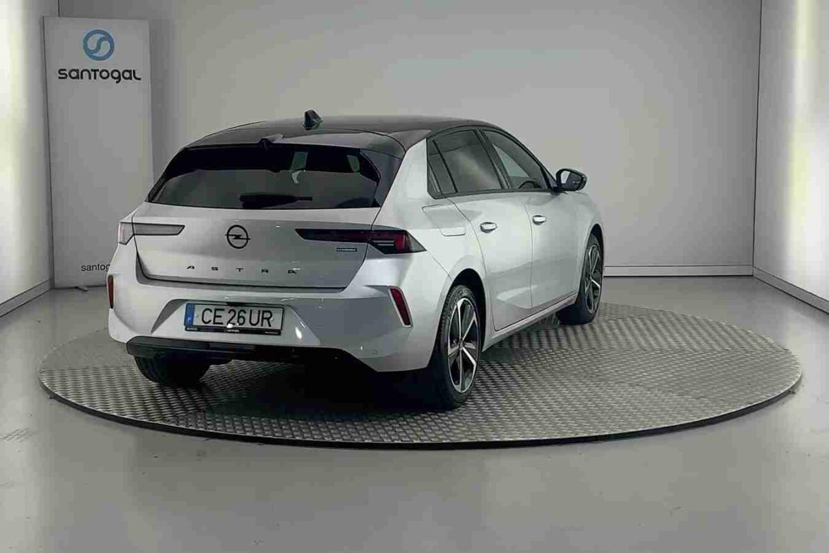 opel-astra-2026-gasolina-1199cc