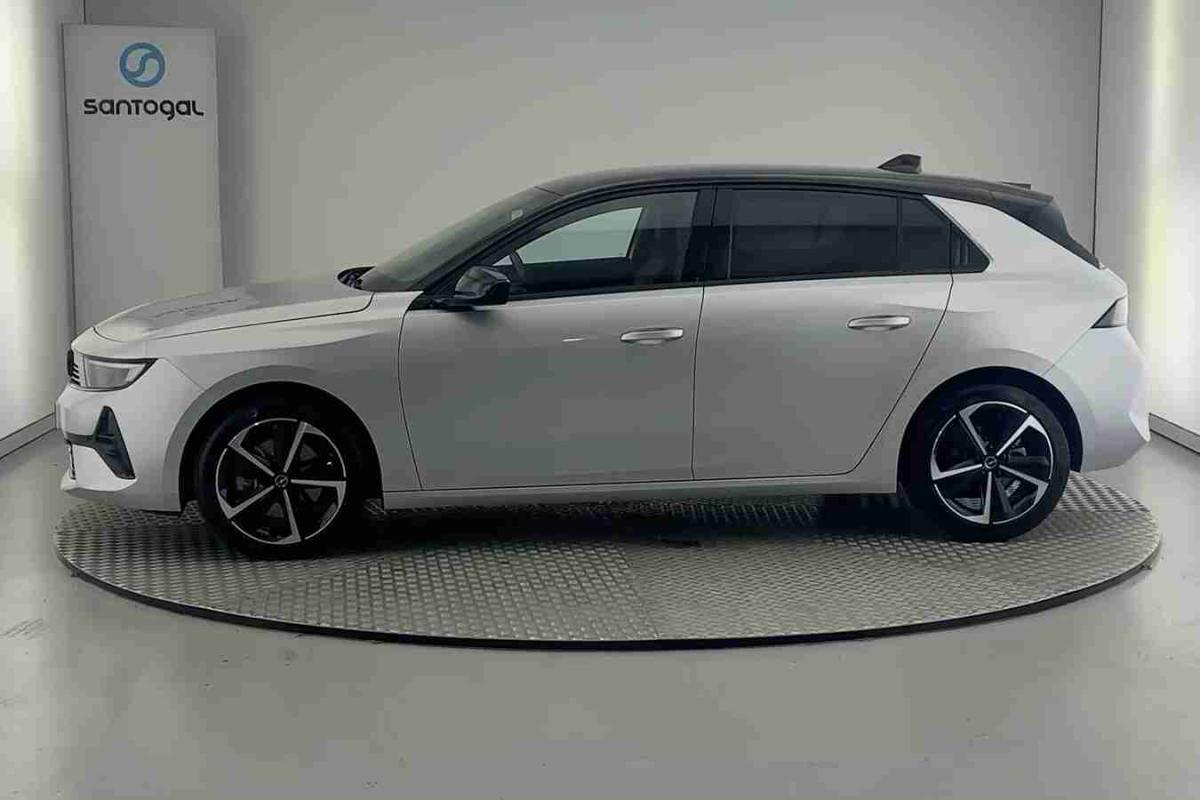 opel-astra-2026-gasolina-1199cc