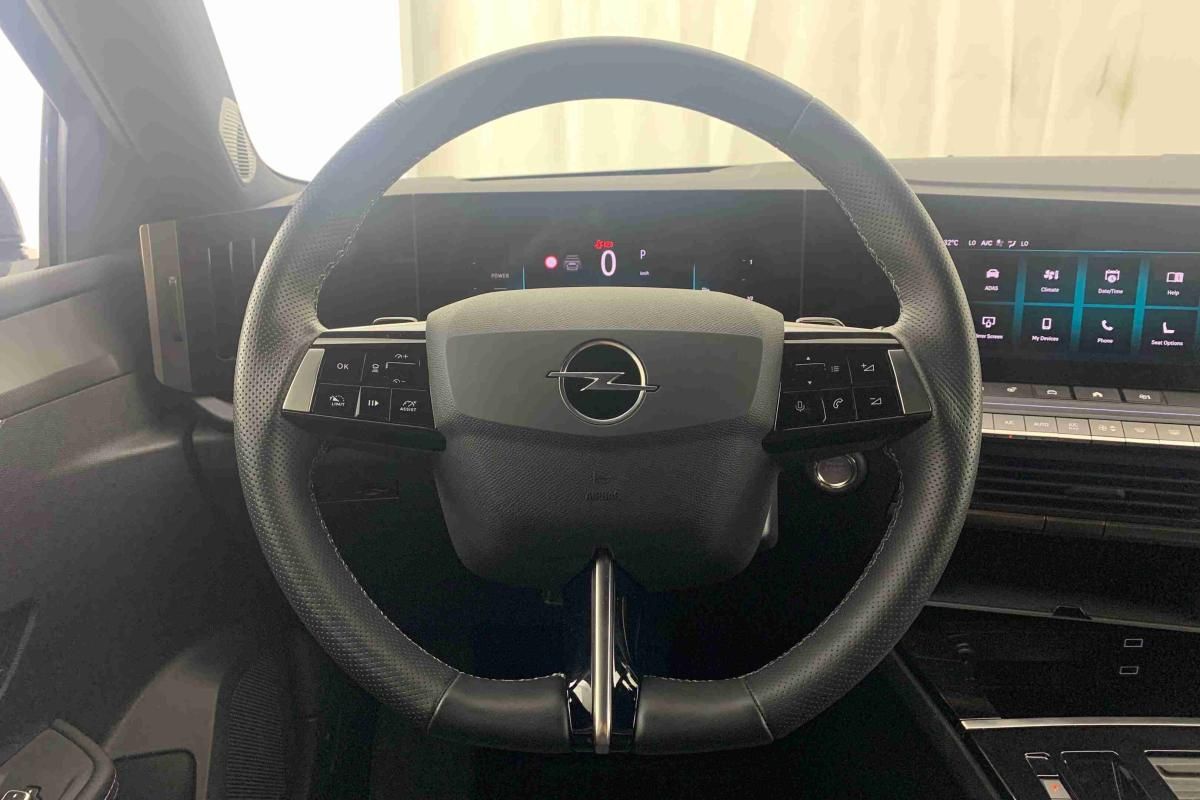 opel-astra-2026-gasolina-1199cc