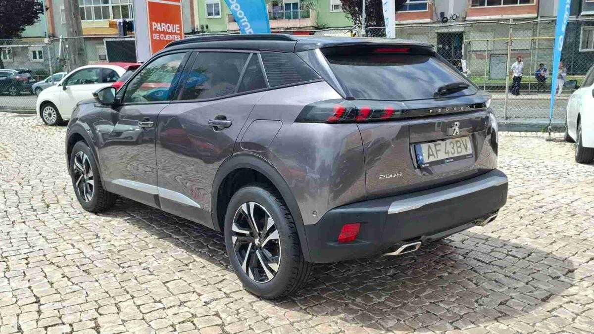 peugeot-2008-2021-gasolina-1199cc
