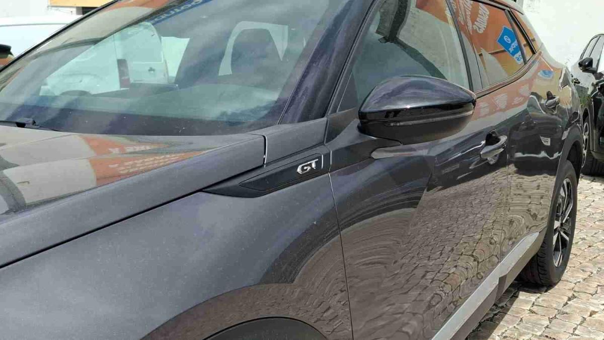 peugeot-2008-2021-gasolina-1199cc