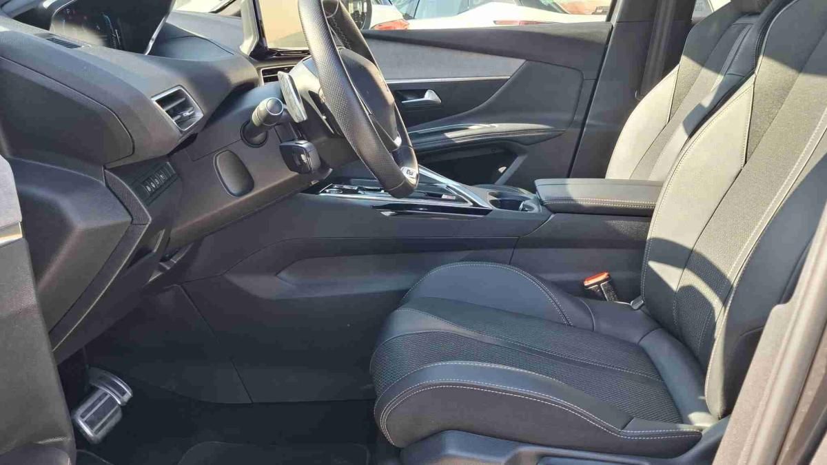 peugeot-3008-2023-hibrido-1598cc