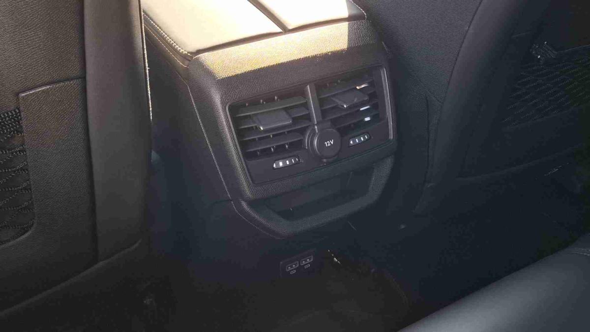 peugeot-3008-2023-hibrido-1598cc