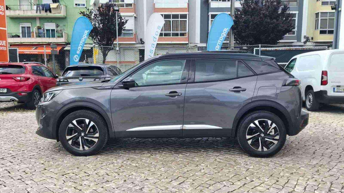 peugeot-2008-2022-gasolina-1199cc