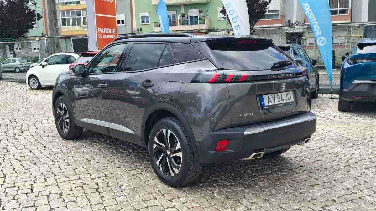 peugeot-2008-2022-gasolina-1199cc