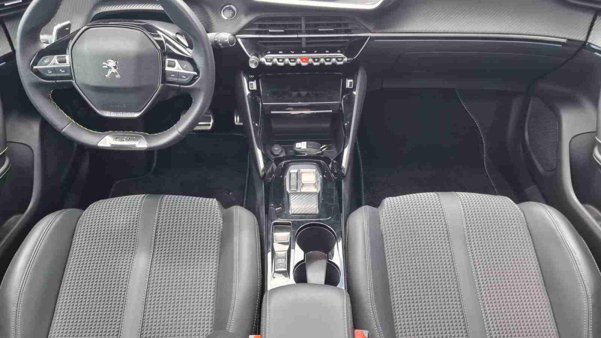 peugeot-2008-2022-gasolina-1199cc