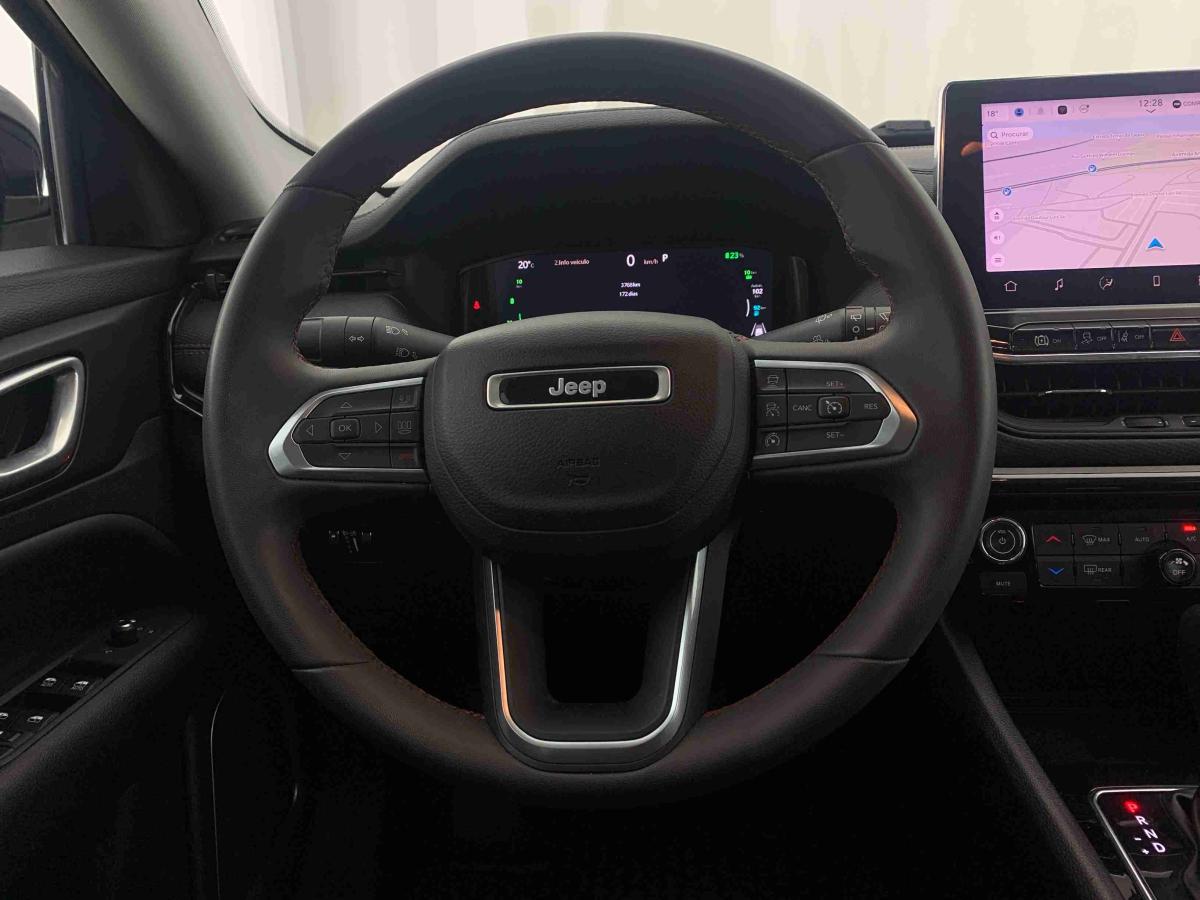 jeep-compass-2023-hibrido-1332cc