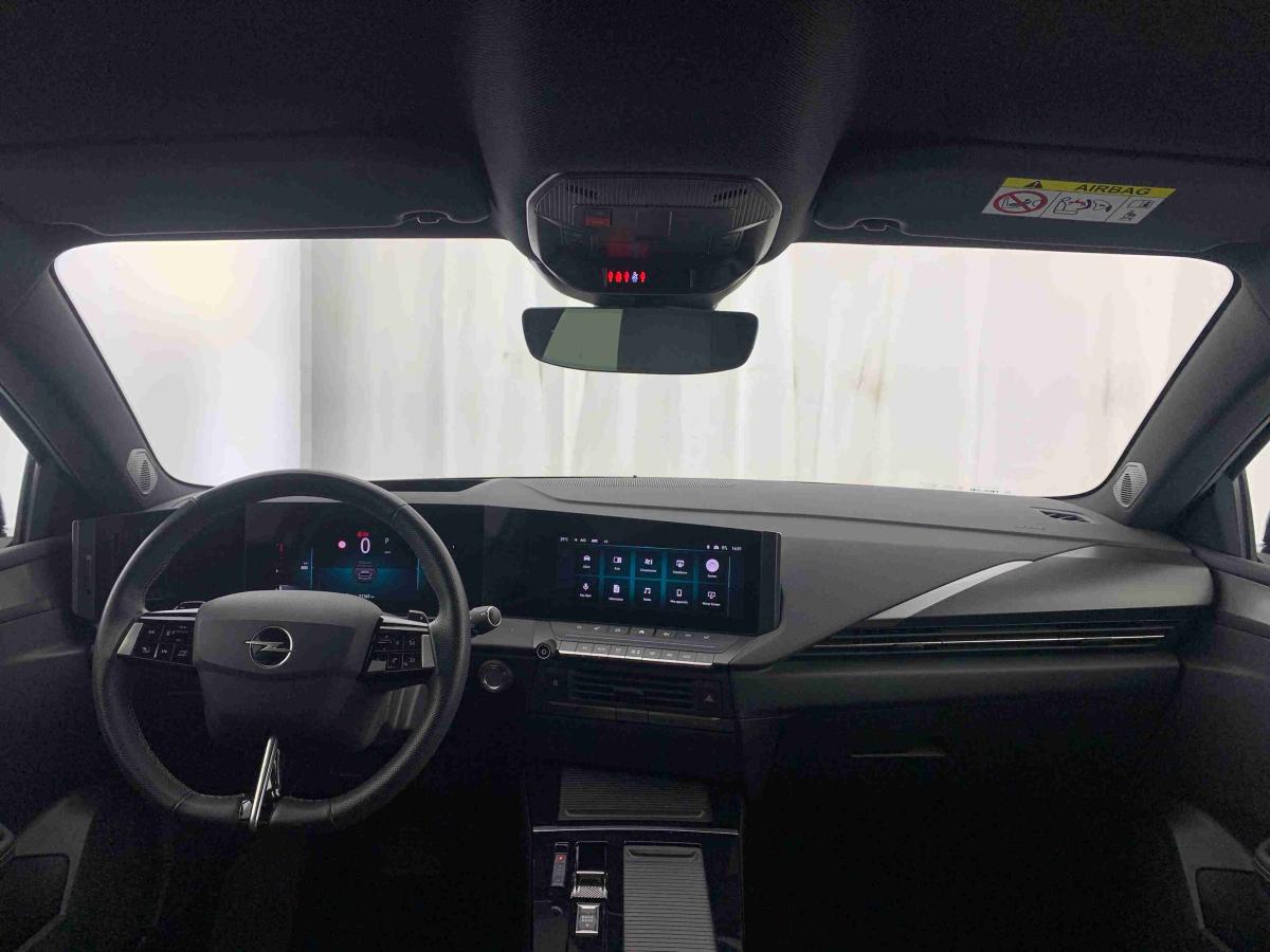 opel-astra-2025-gasolina-1199cc