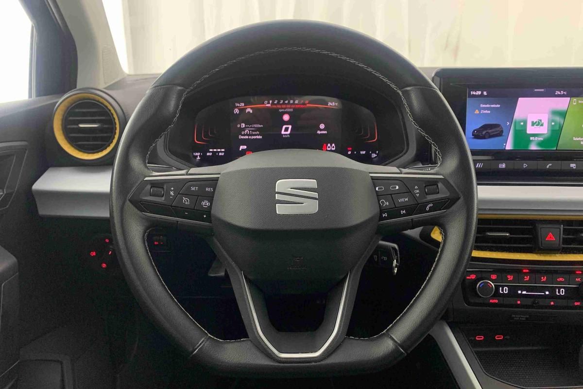 seat-arona-2025-gasolina-999cc