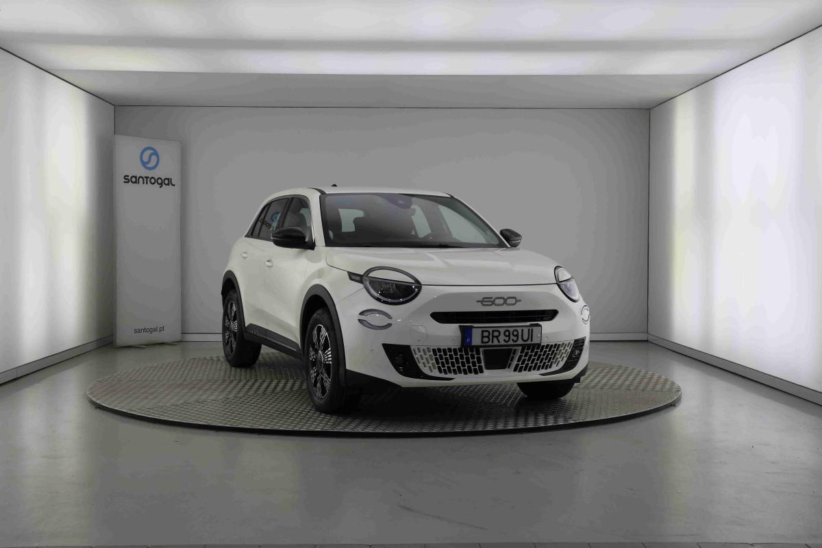 fiat-600-2025-gasolina-1199cc