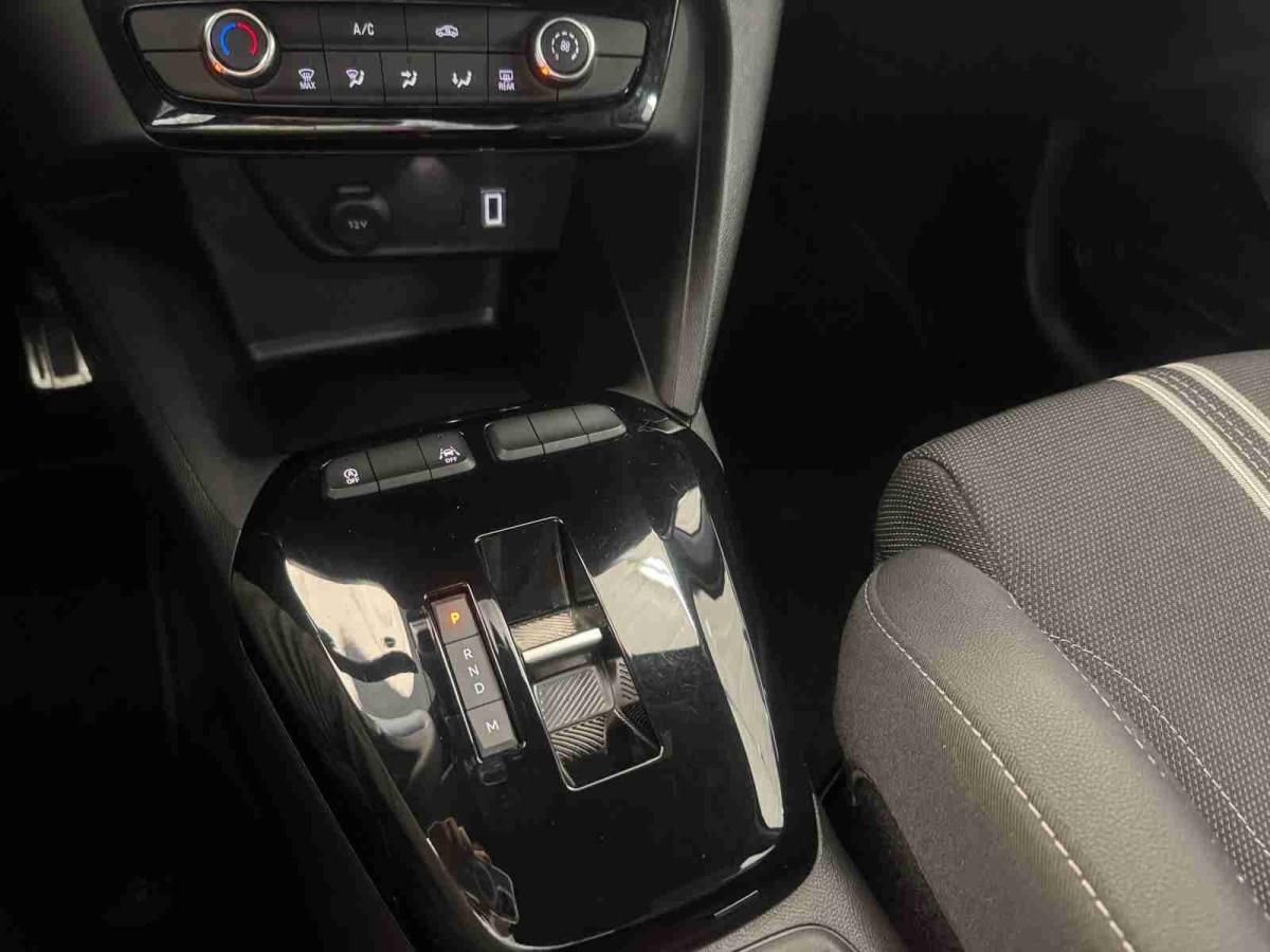 opel-corsa-2025-gasolina-1199cc