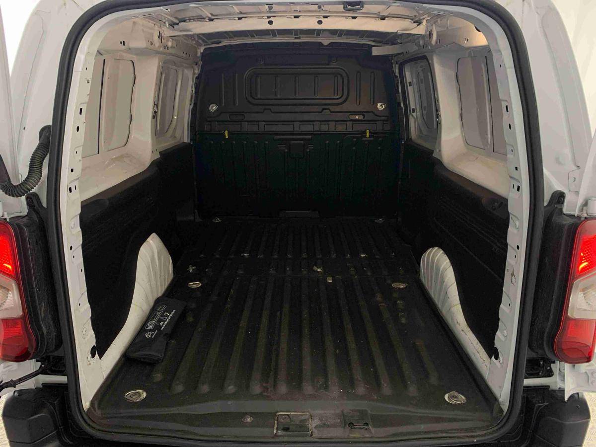 citroen-berlingo-2024-diesel-1499cc