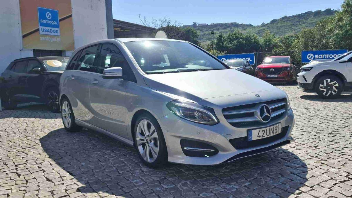 mercedes-benz-180-2018-diesel-1461cc