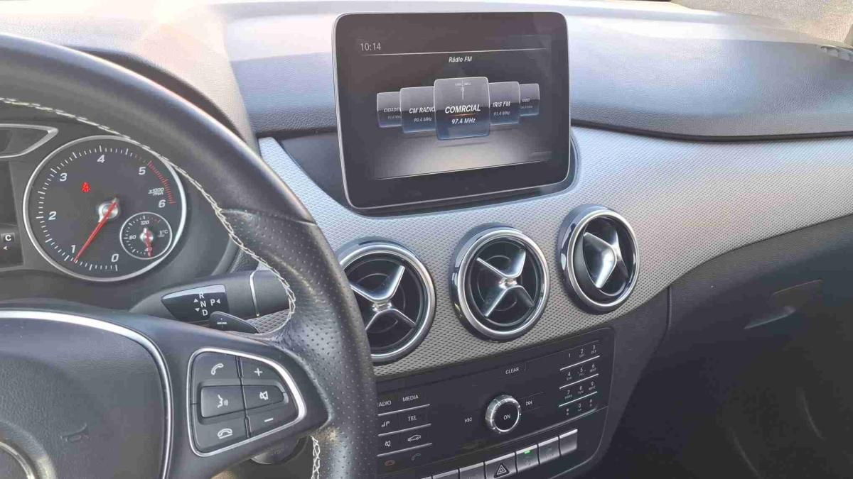 mercedes-benz-180-2018-diesel-1461cc