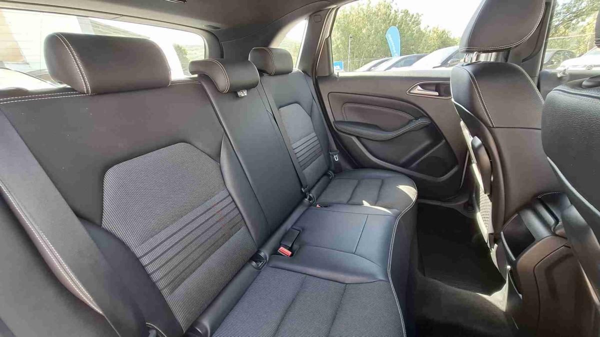 mercedes-benz-180-2018-diesel-1461cc