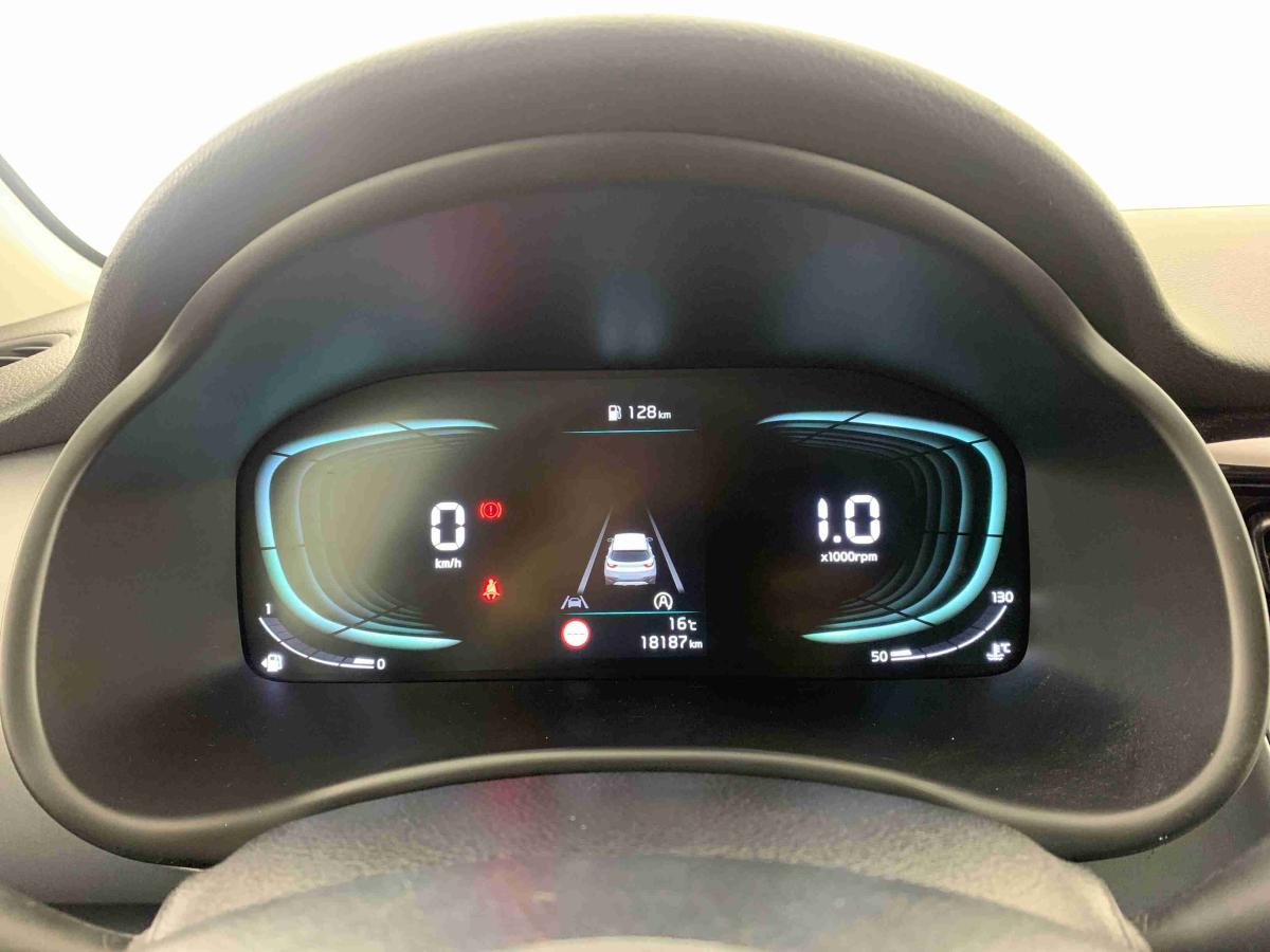 kia-stonic-2025-gasolina-998cc