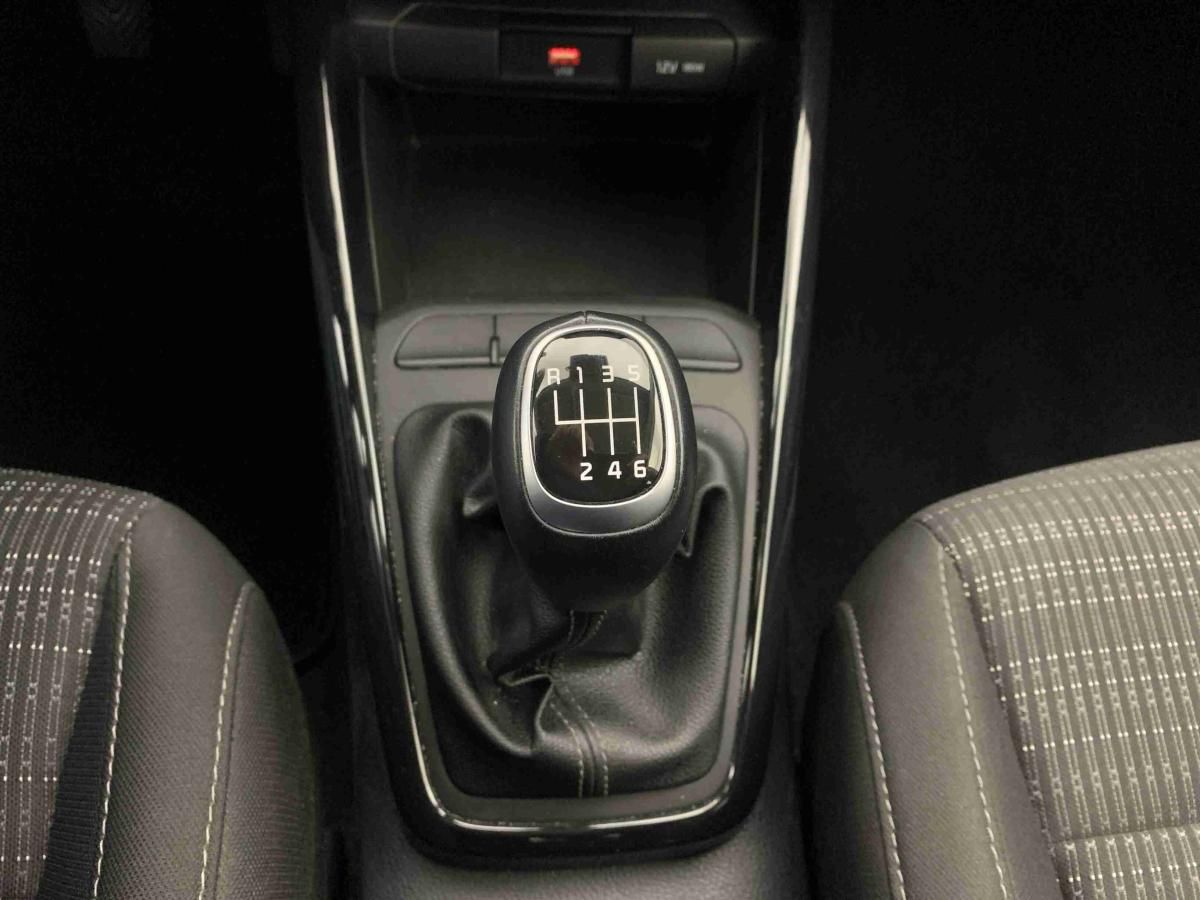 kia-stonic-2025-gasolina-998cc