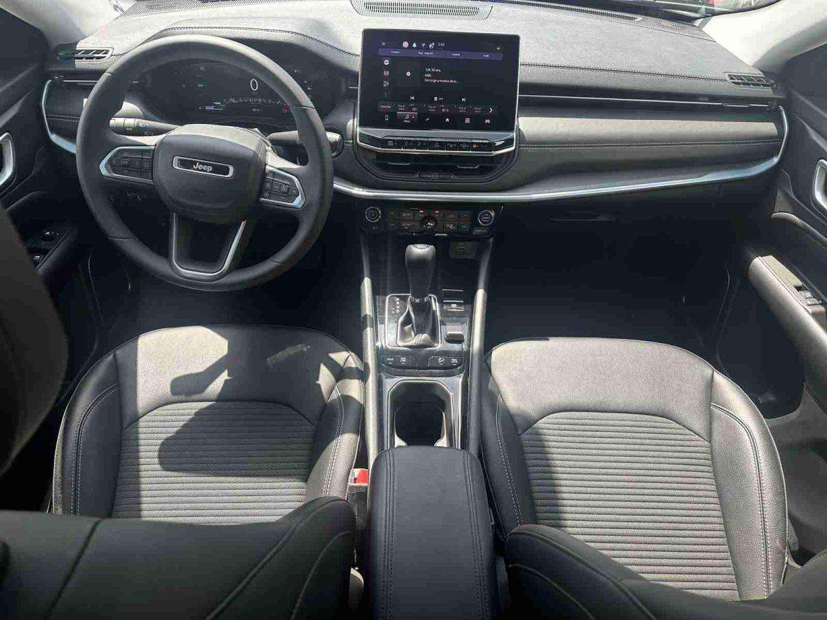 jeep-compass-2024-hibrido-1332cc