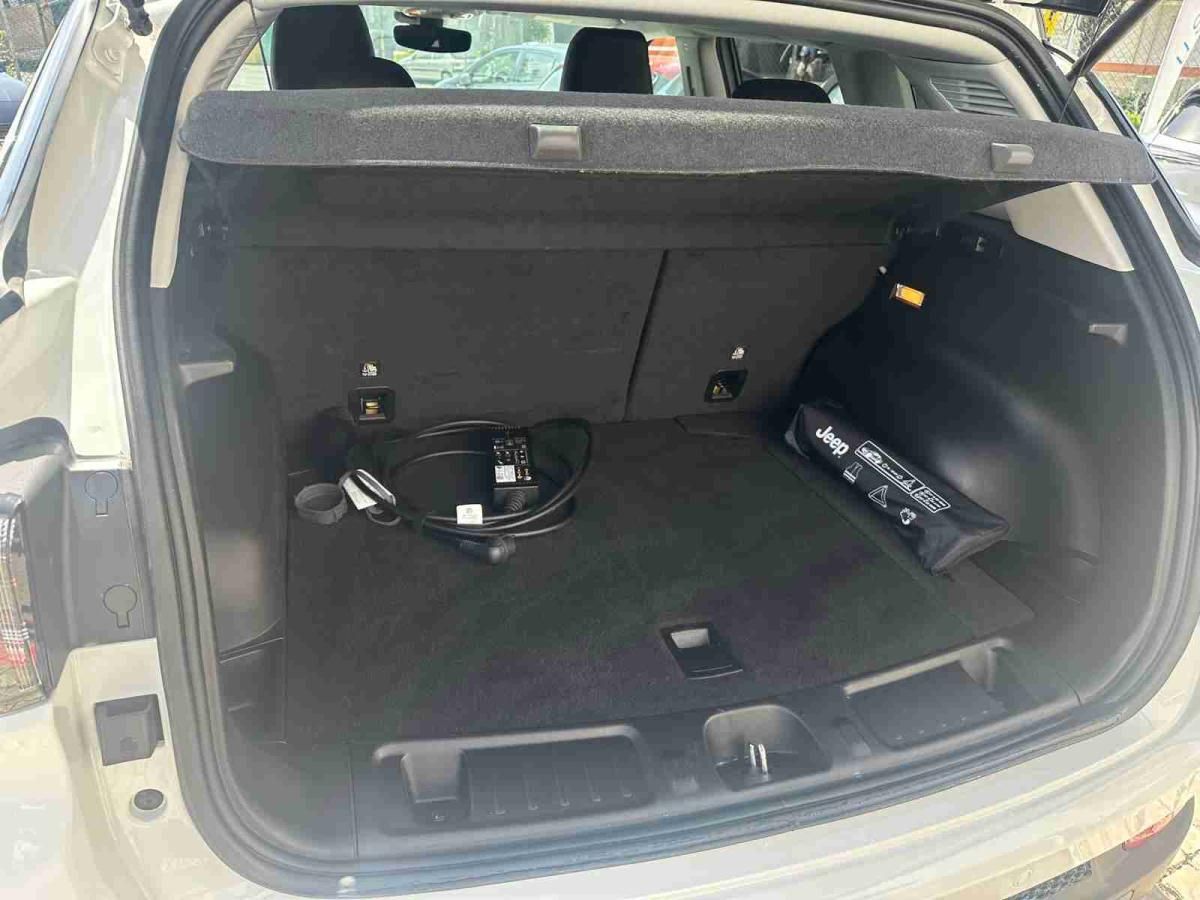 jeep-compass-2024-hibrido-1332cc