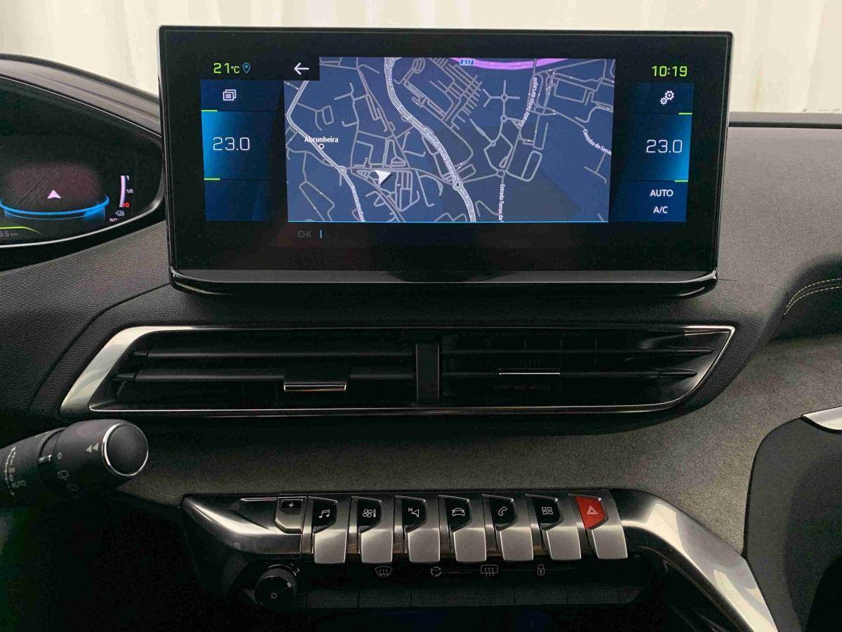 peugeot-3008-2023-hibrido-1598cc