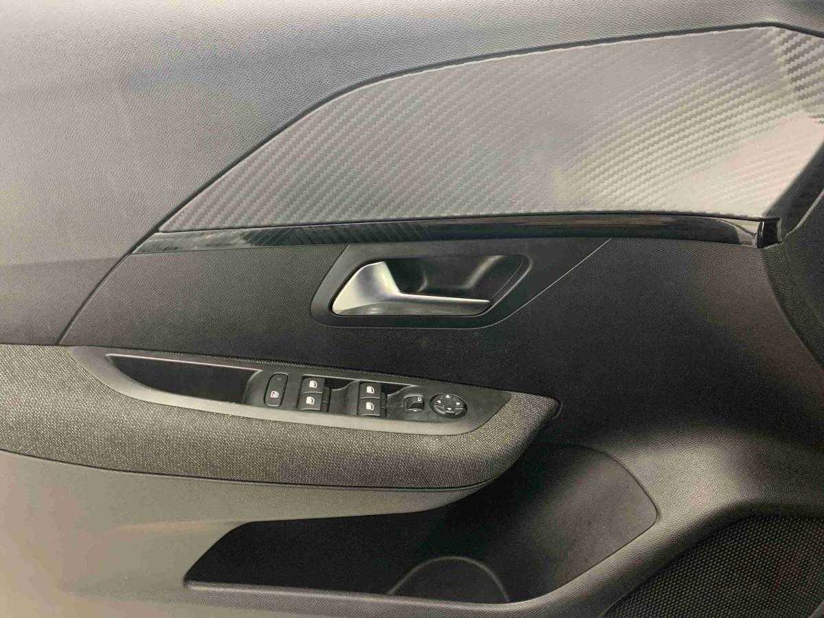 peugeot-208-2025-gasolina-1199cc
