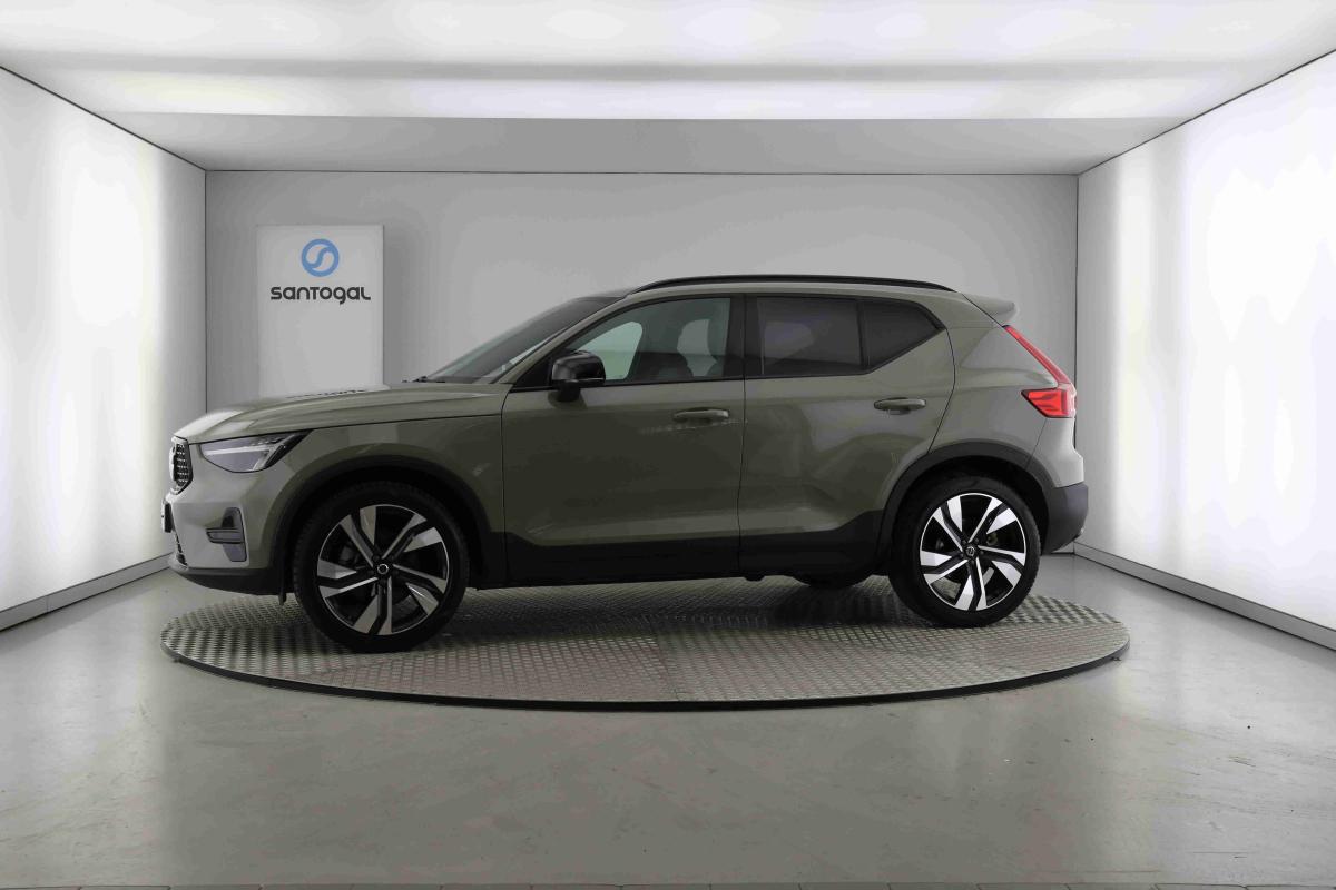 volvo-xc40-2025-gasolina-1969cc