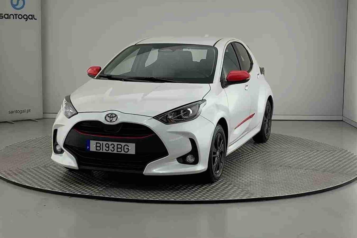 toyota-yaris-2024-gasolina-1490cc