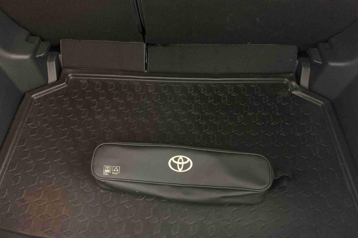 toyota-yaris-2024-gasolina-1490cc