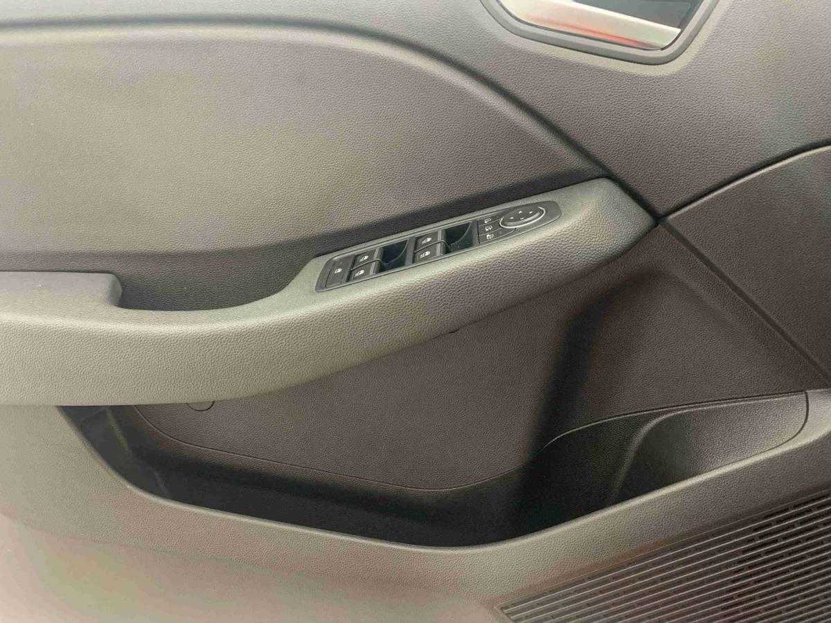 mitsubishi-colt-2025-gasolina-999cc