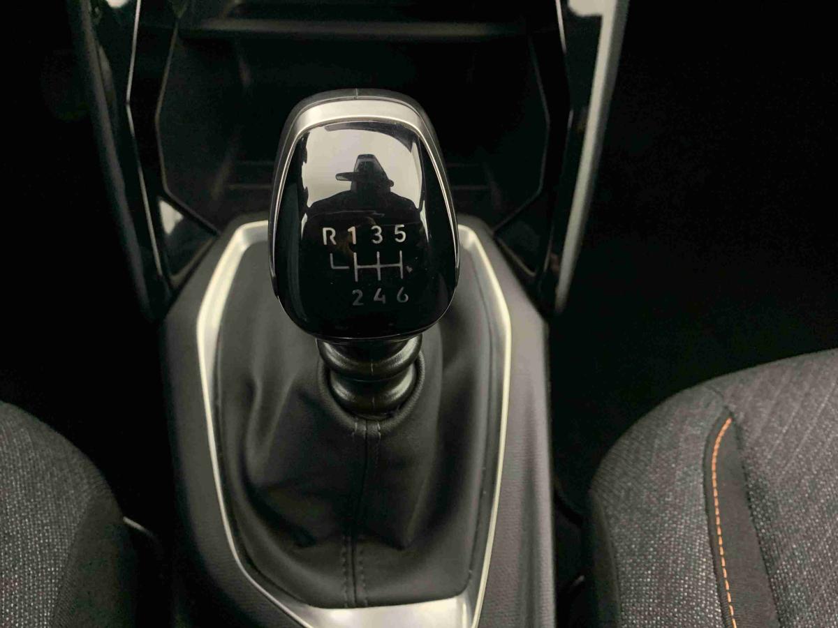 peugeot-2008-2025-gasolina-1199cc