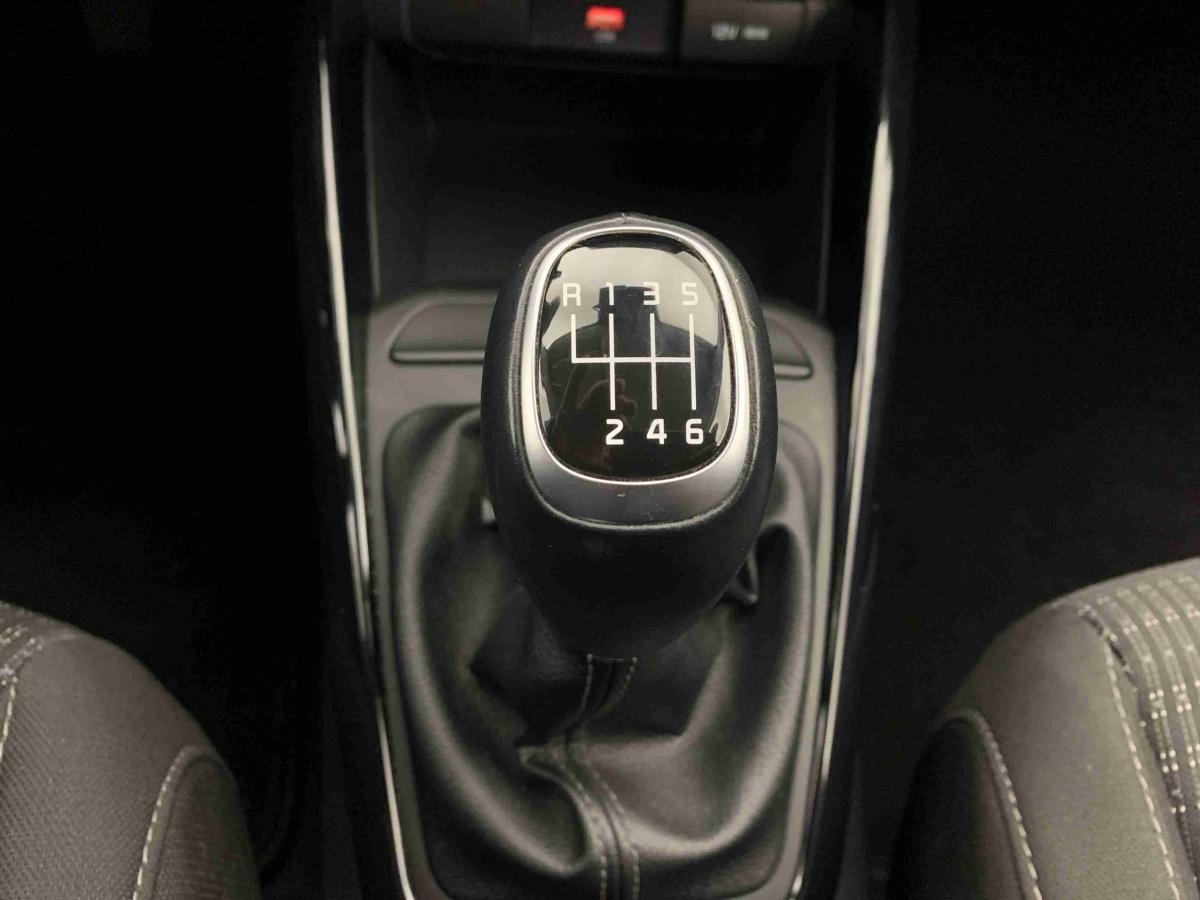 kia-stonic-2025-gasolina-998cc