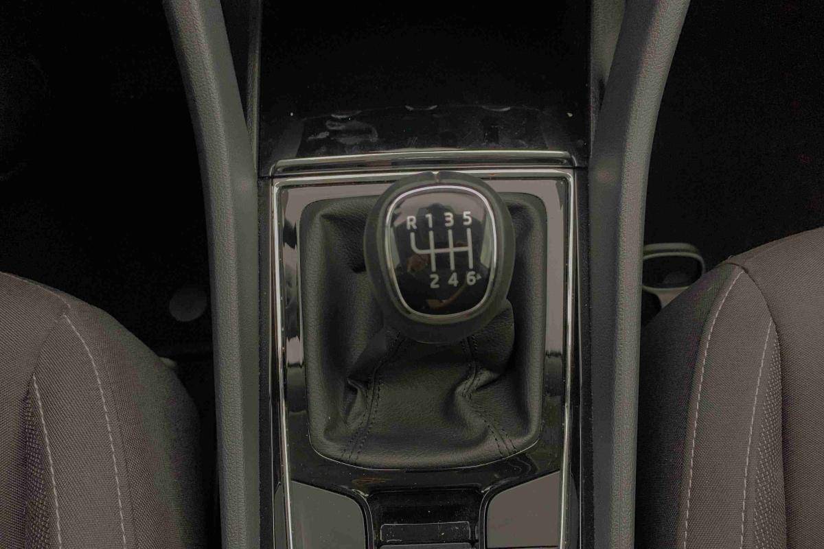 skoda-karoq-2025-diesel-1968cc
