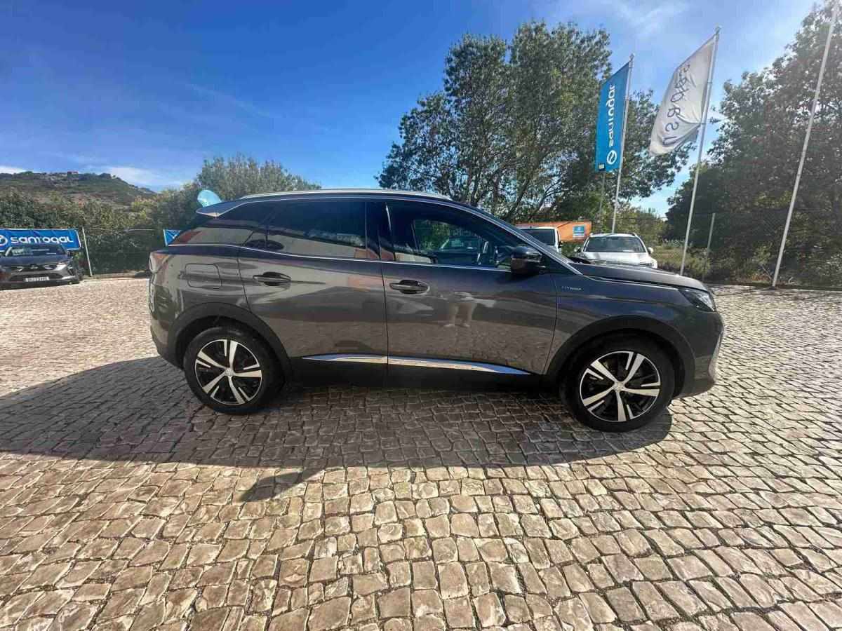 peugeot-3008-2022-hibrido-1598cc