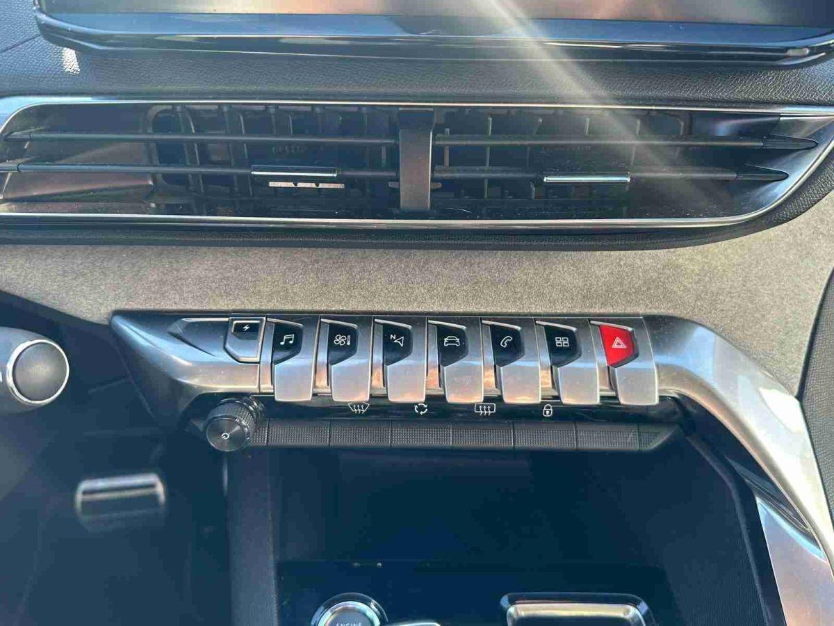 peugeot-3008-2022-hibrido-1598cc
