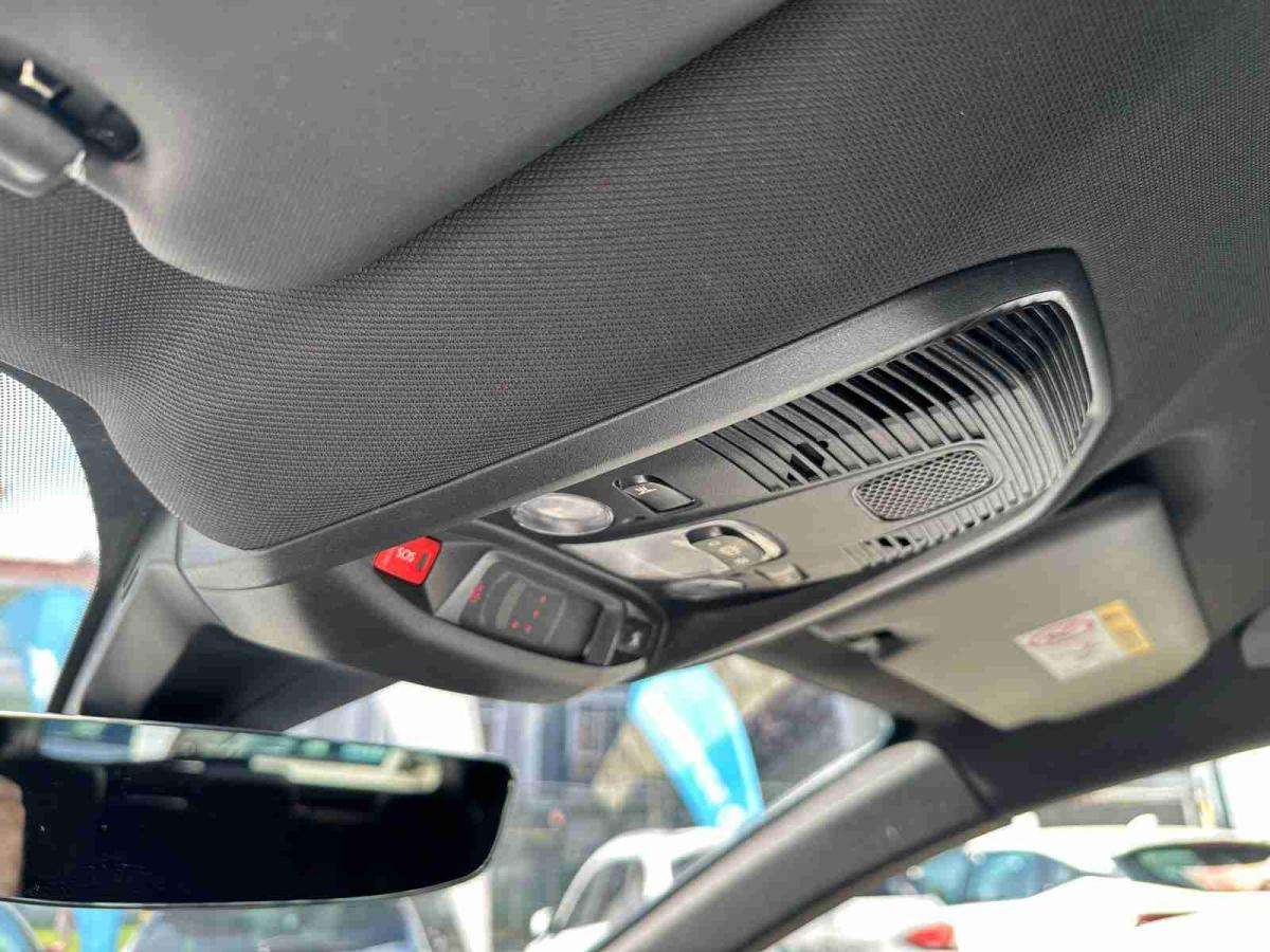 peugeot-3008-2022-hibrido-1598cc
