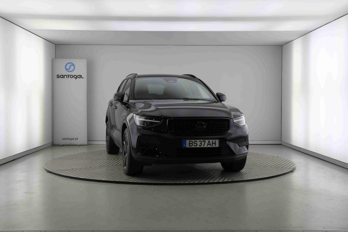 volvo-xc40-2025-gasolina-1969cc