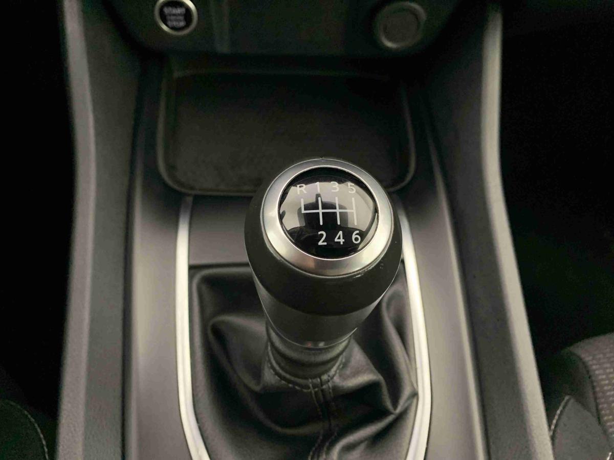nissan-qashqai-2024-gasolina-1332cc