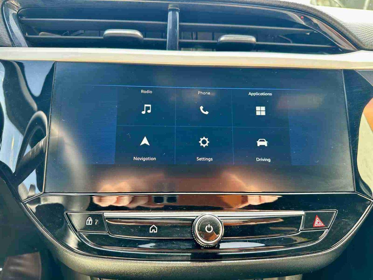 opel-corsa-2025-gasolina-1199cc