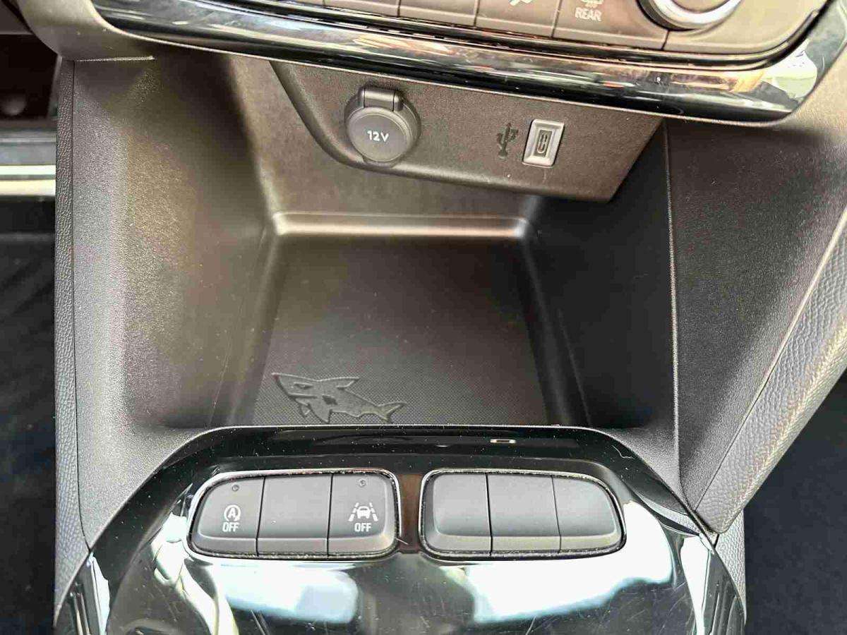 opel-corsa-2025-gasolina-1199cc