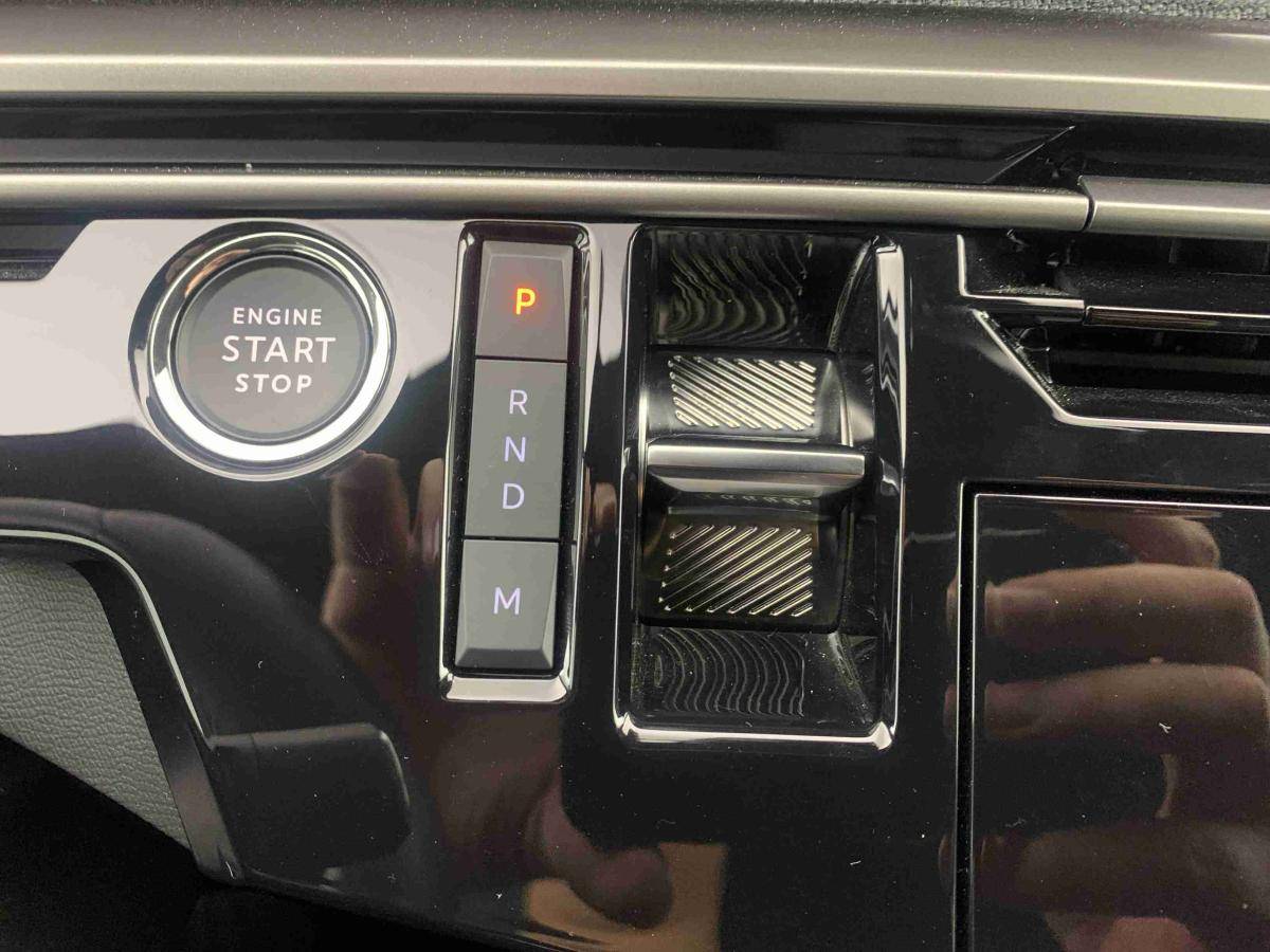 peugeot-5008-2025-gasolina-1199cc