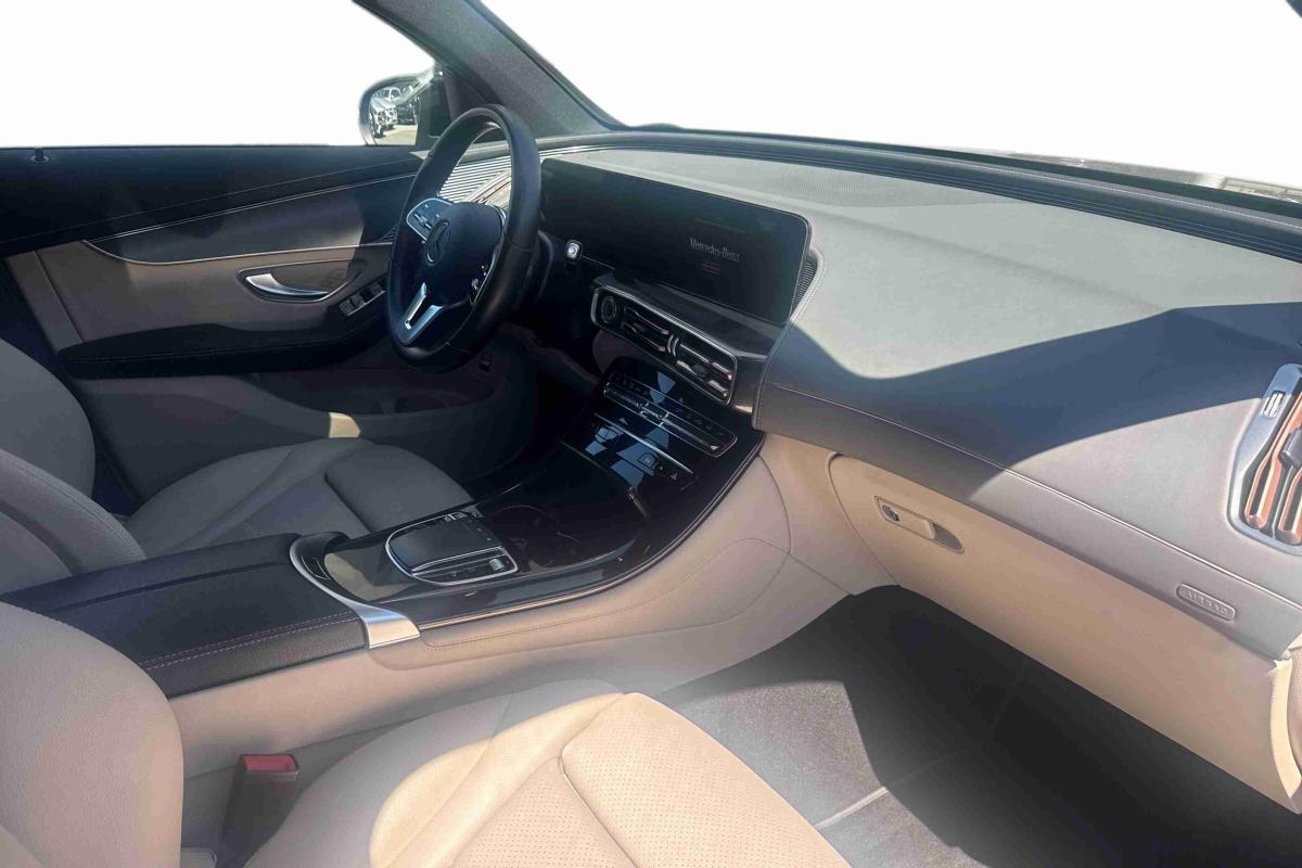 mercedes-benz-eqc-2021-eletrico-0cc
