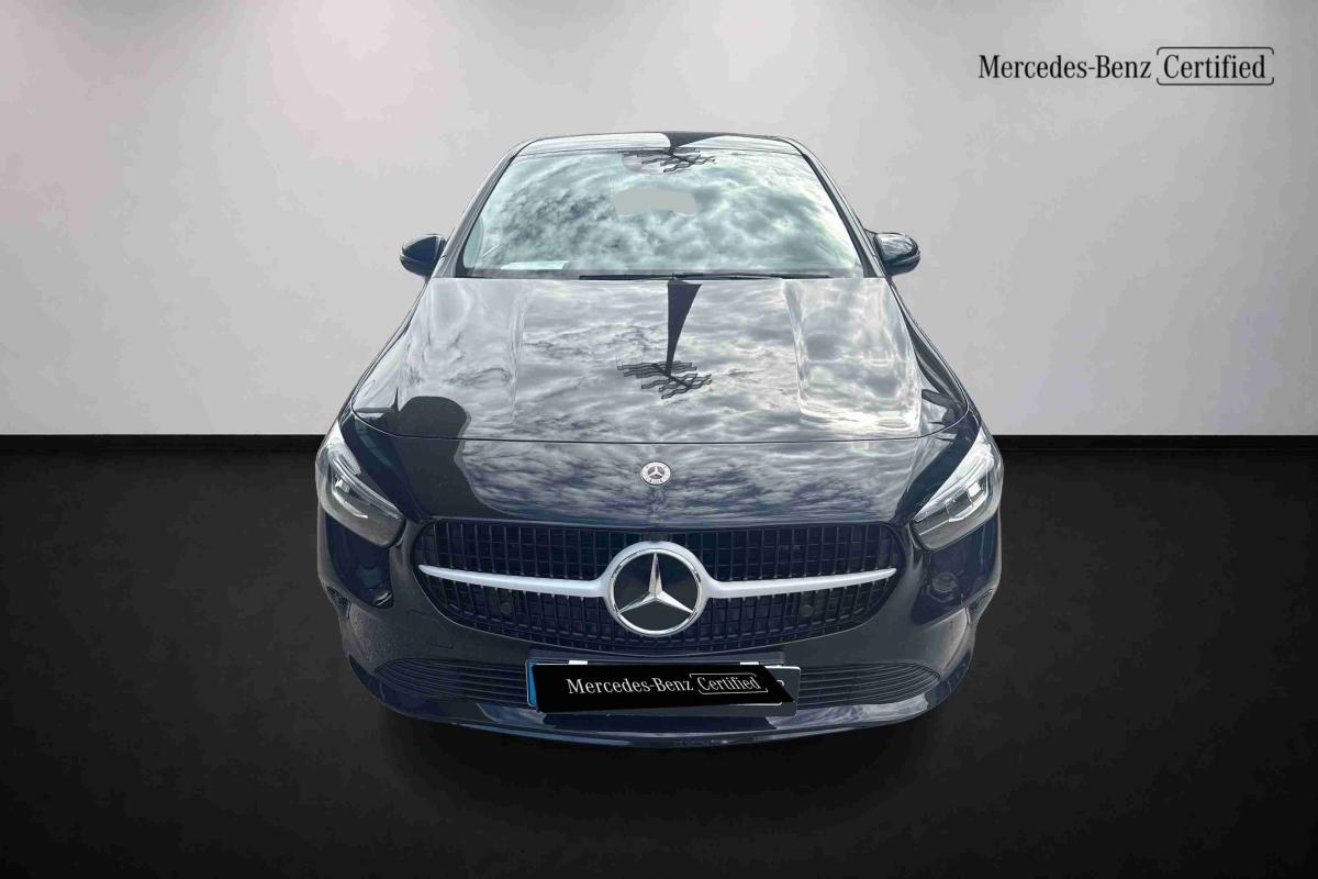 mercedes-benz-180-2025-diesel-1950cc