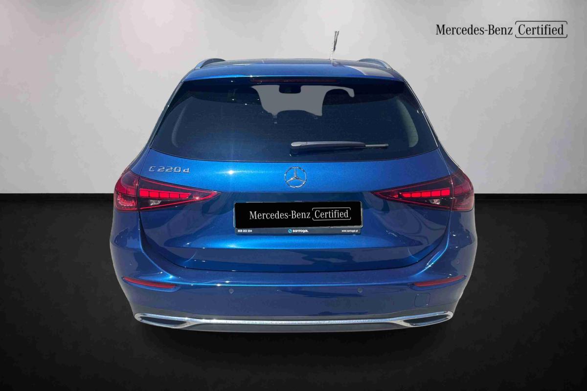 mercedes-benz-220-2023-diesel-1993cc