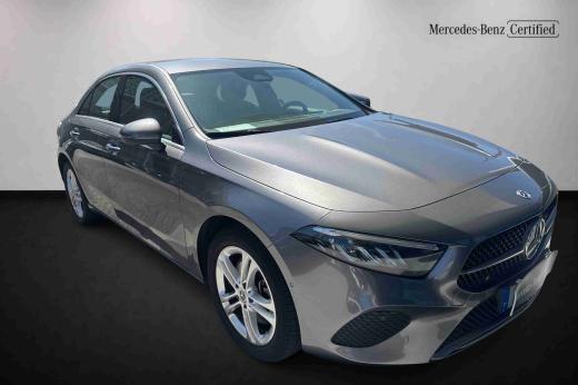 mercedes-benz-classe-a-2023-hibrido-1332cc