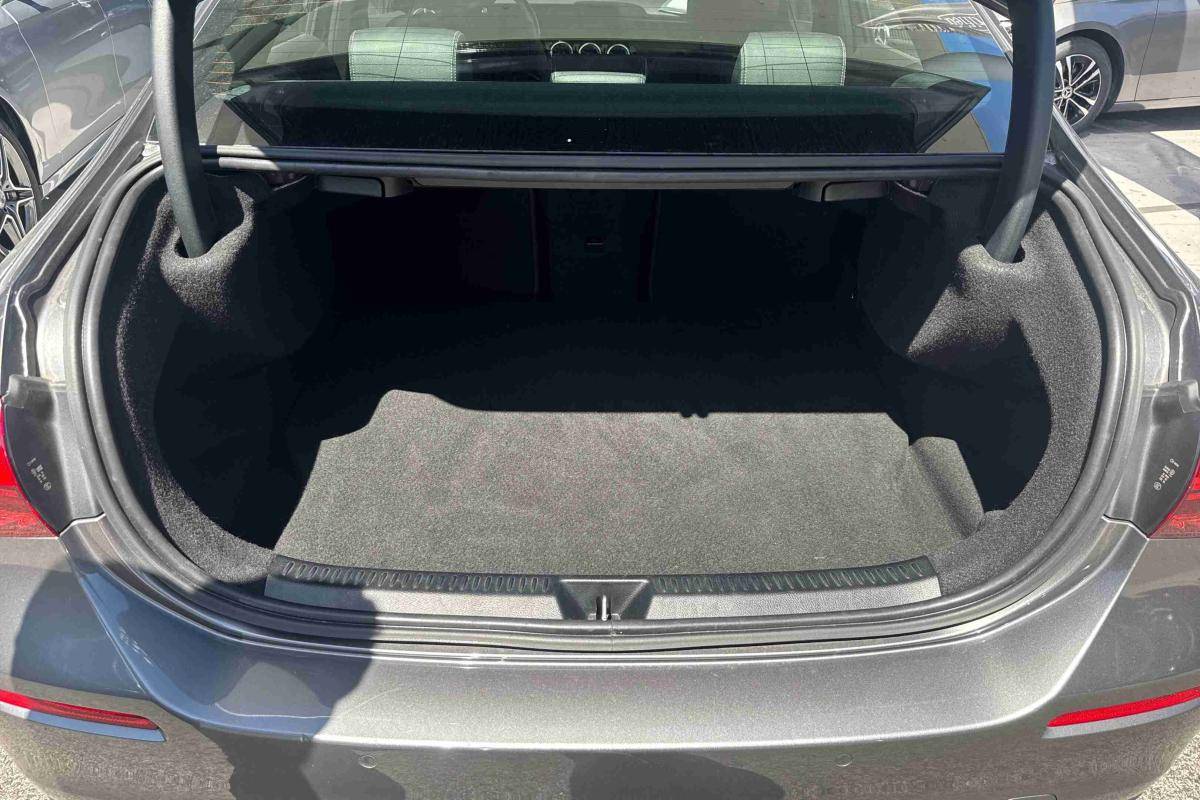 mercedes-benz-classe-a-2023-hibrido-1332cc